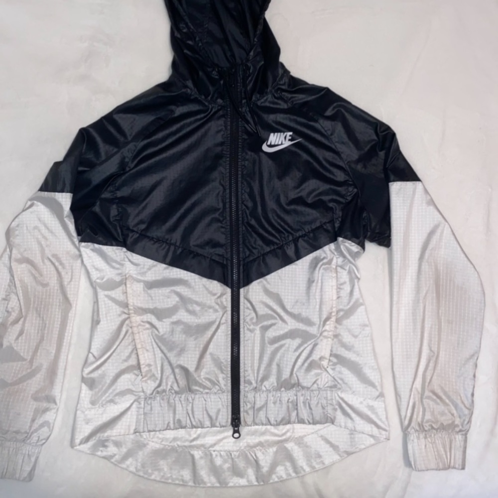 Nike Windbreak jacket